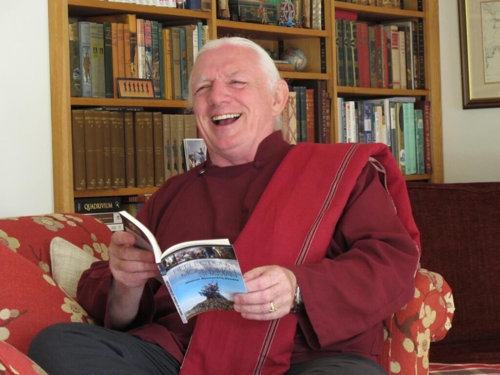 Lama Glenn Mullin